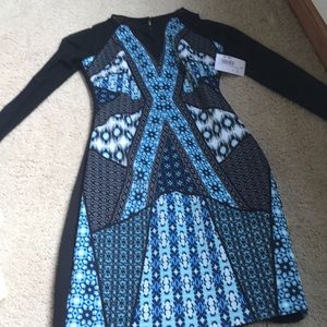 GUESS long sleeve gorgeous dress